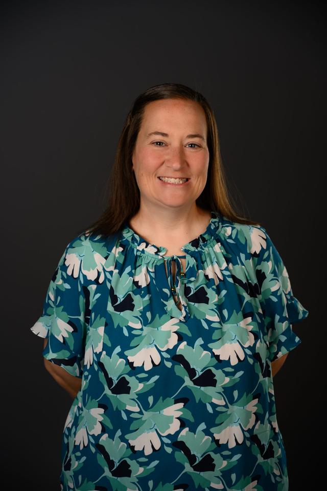 A portrait of Danielle Robbins