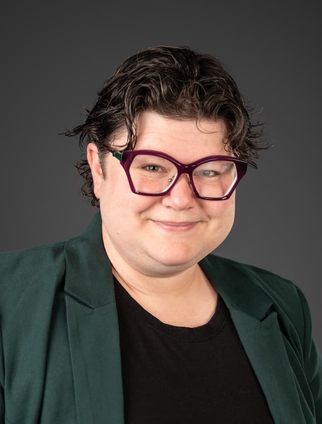Logan Barsigian Headshot