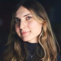 Kiana Mahjub Headshot