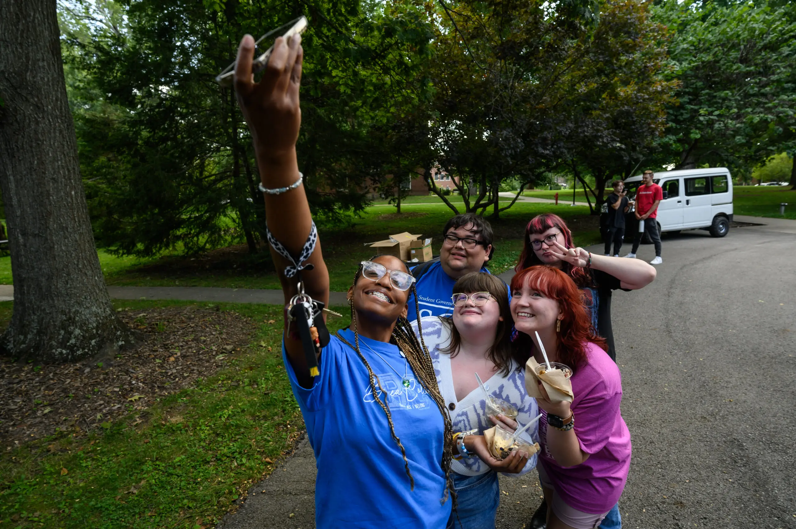 Berea College students take a selfie
